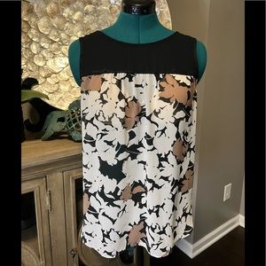 😍😍 Sheer LOFT‎ Top small